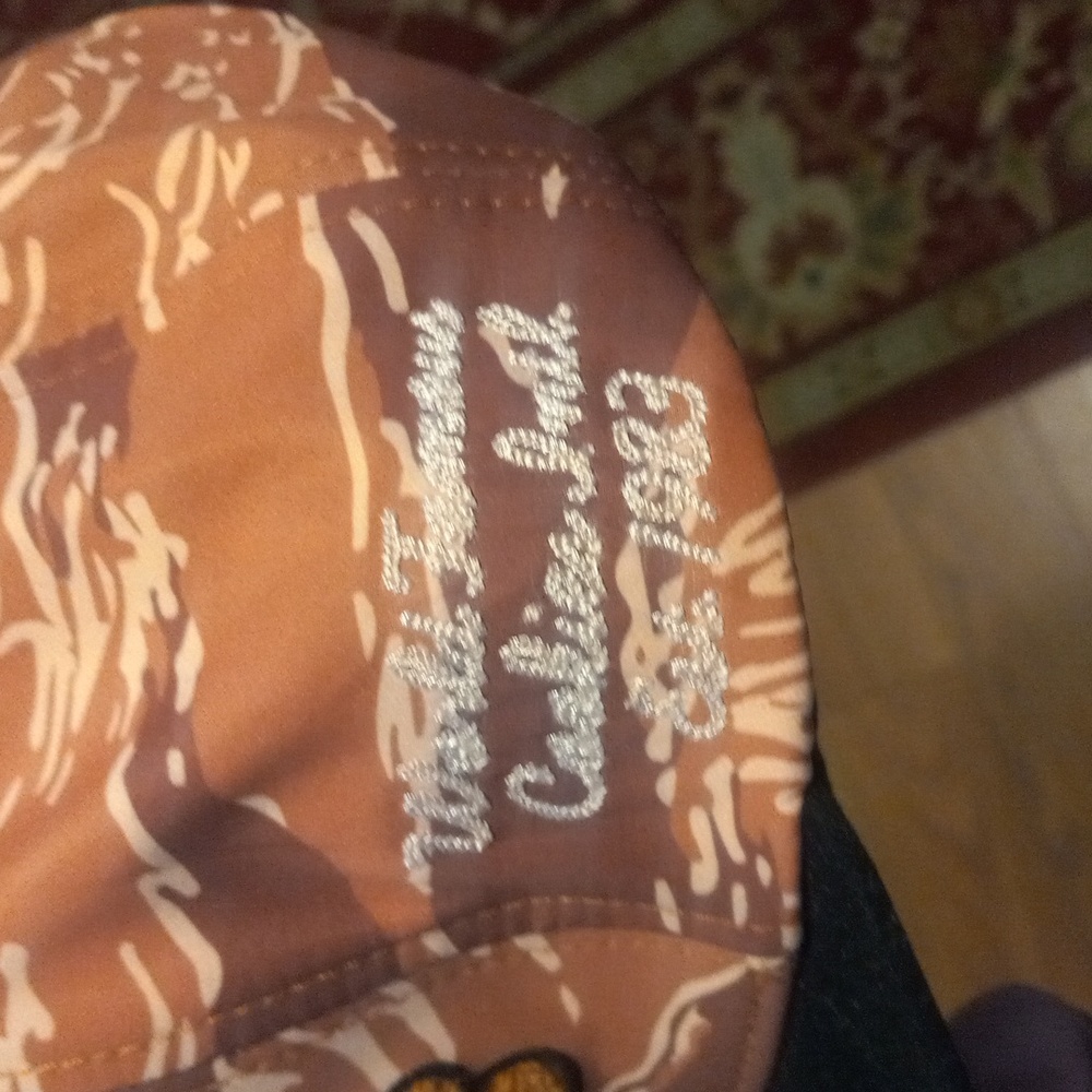 Hat - Picture 3 of 4